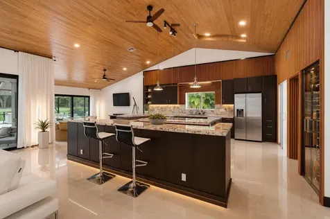 10710 Boca Woods Lane Boca Raton FL 33428