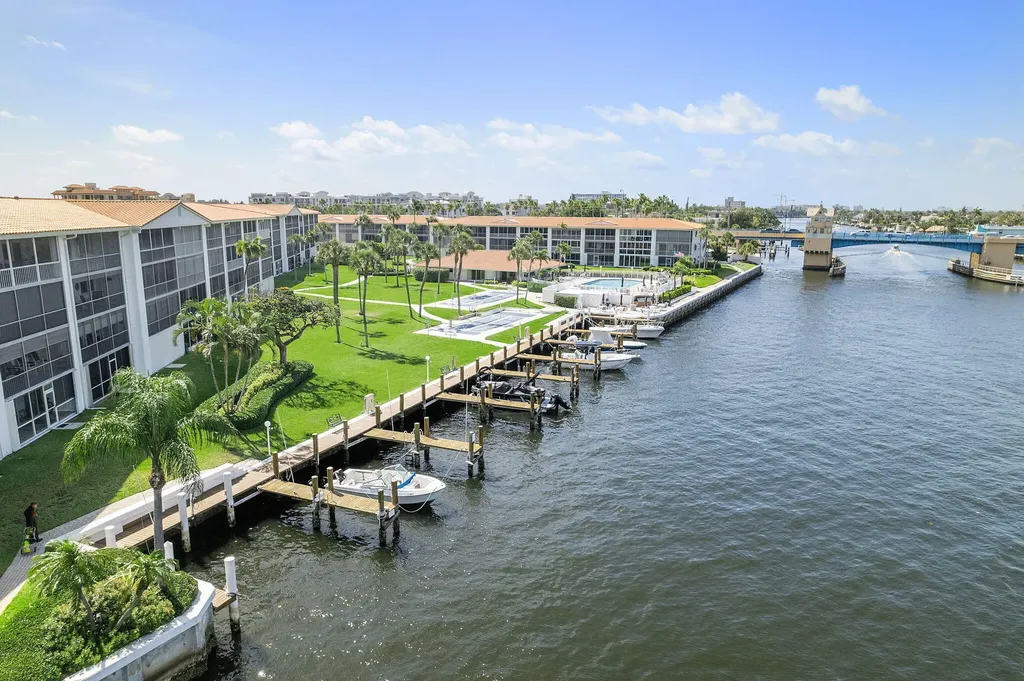 101 NE 19th Avenue Deerfield Beach FL 33441
