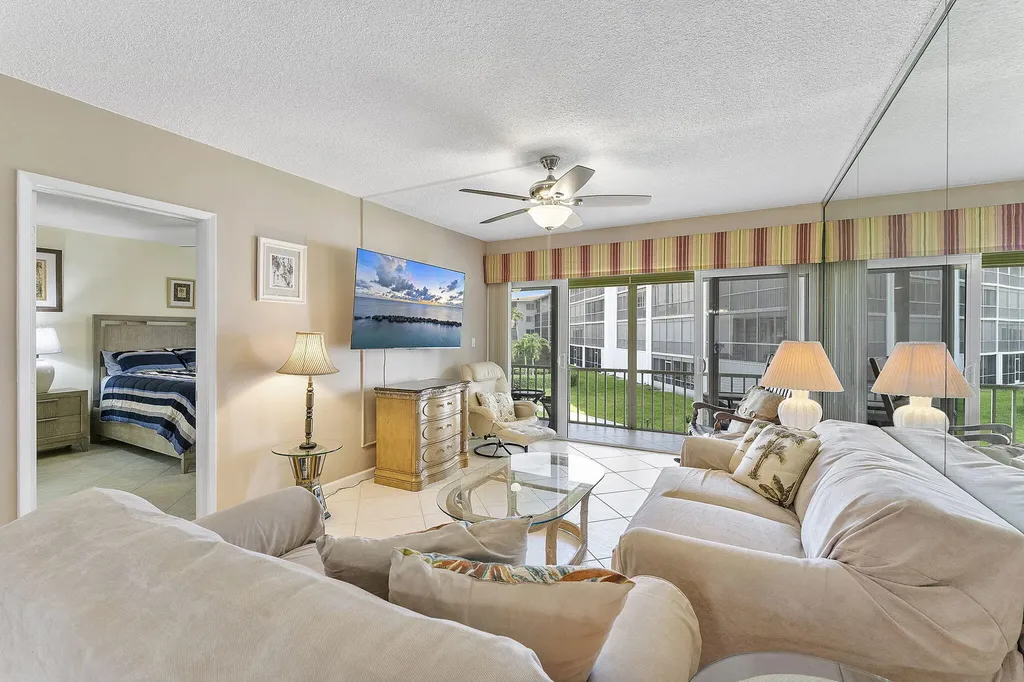 101 NE 19th Avenue Deerfield Beach FL 33441