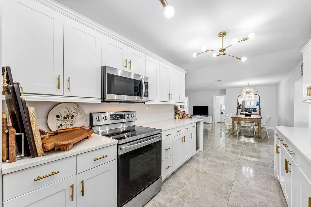 581 NW 13th Drive Boca Raton FL 33486