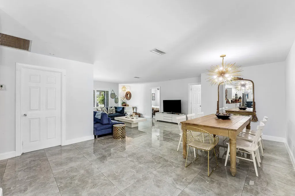 581 NW 13th Drive Boca Raton FL 33486