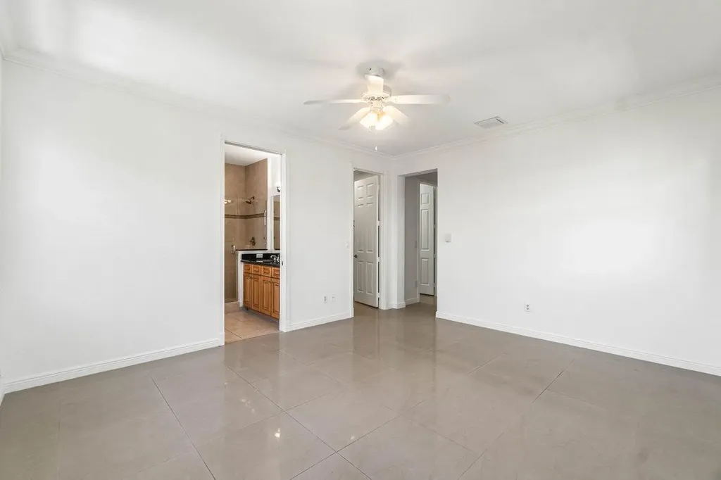 8343 NW 8th Terrace Boca Raton FL 33487