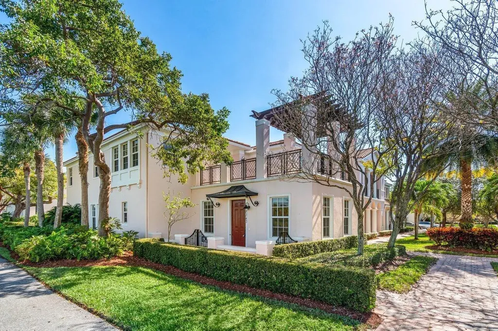 8343 NW 8th Terrace Boca Raton FL 33487