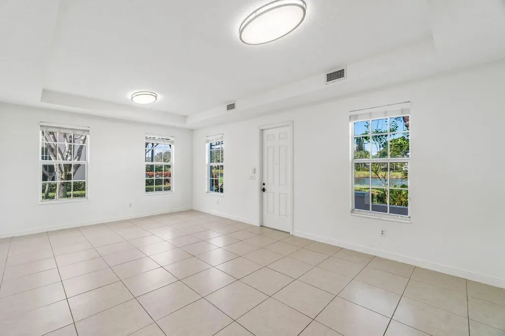 8343 NW 8th Terrace Boca Raton FL 33487