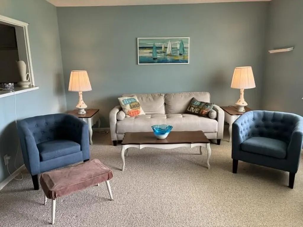 620 Horizon W Boynton Beach FL 33435