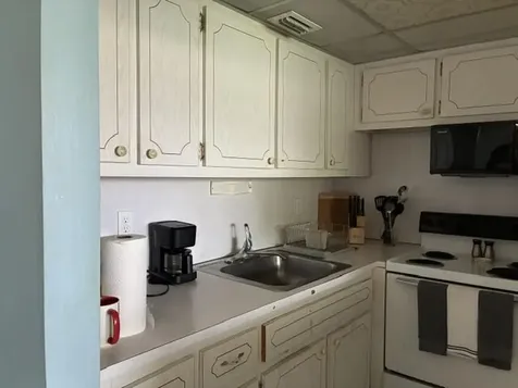 620 Horizon W Boynton Beach FL 33435
