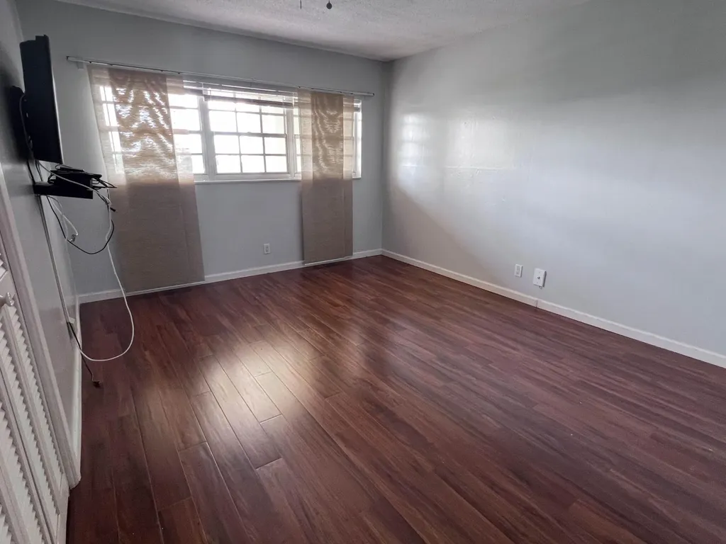 3050 N Palm Aire Drive Pompano Beach FL 33069