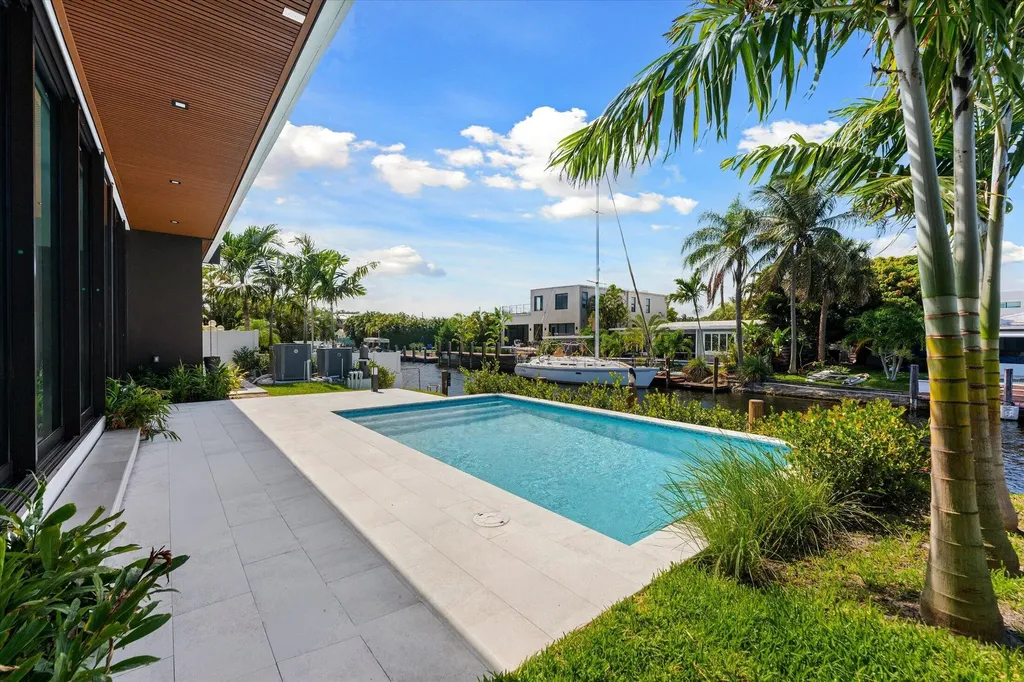 1201 Guava Isle Fort Lauderdale FL 33315