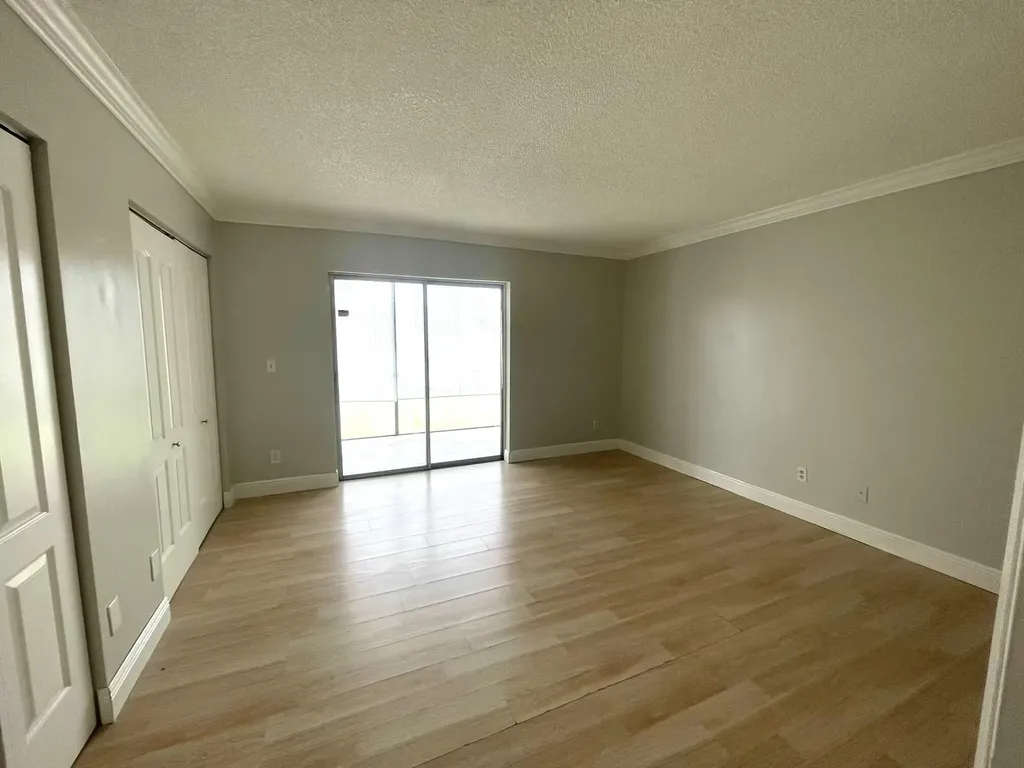 1811 Meadows Circle W Boynton Beach FL 33436