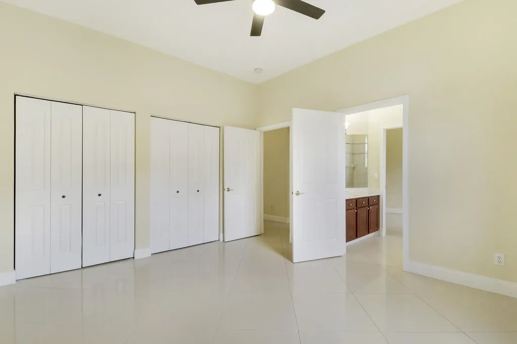 164 SE Osprey Ridge Port St Lucie FL 34984
