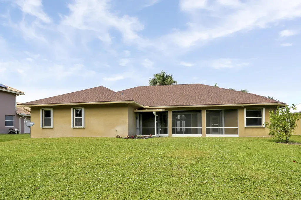 164 SE Osprey Ridge Port St Lucie FL 34984