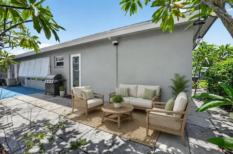 912 South Drive Delray Beach FL 33445
