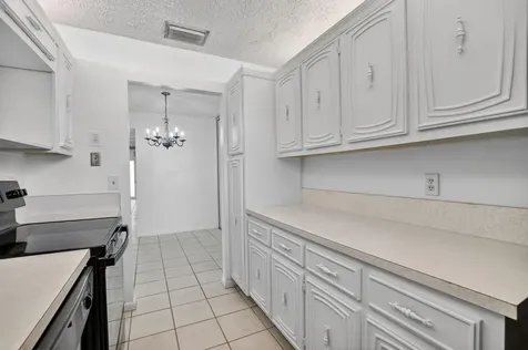 912 South Drive Delray Beach FL 33445