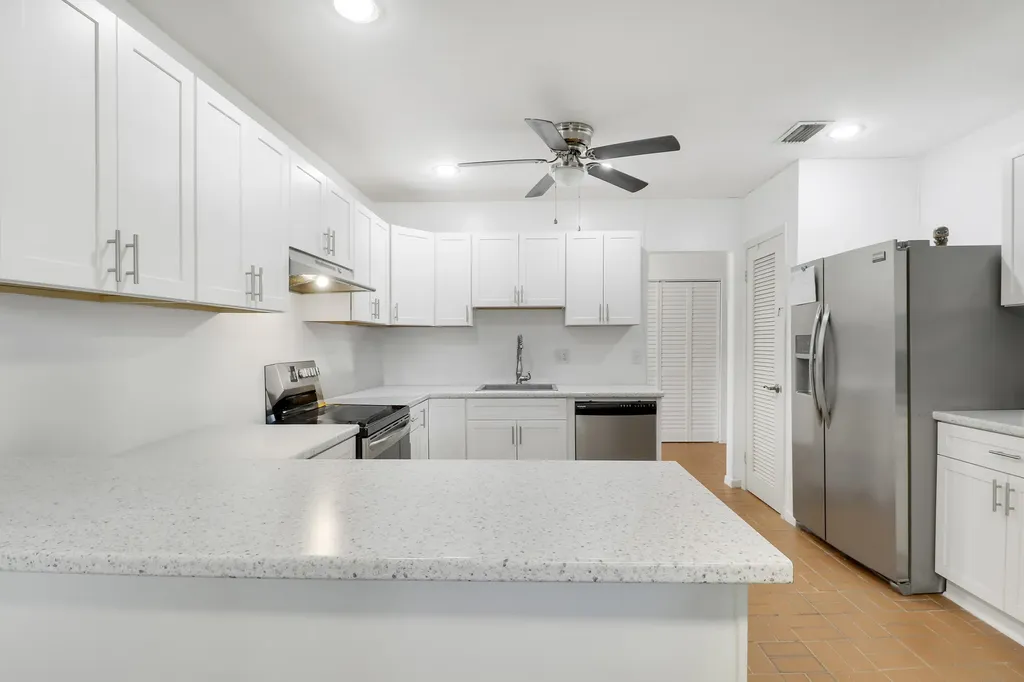 98 Pintail Court Royal Palm Beach FL 33411