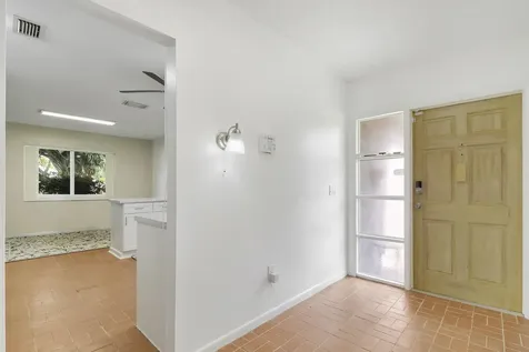 98 Pintail Court Royal Palm Beach FL 33411
