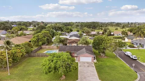98 Pintail Court Royal Palm Beach FL 33411
