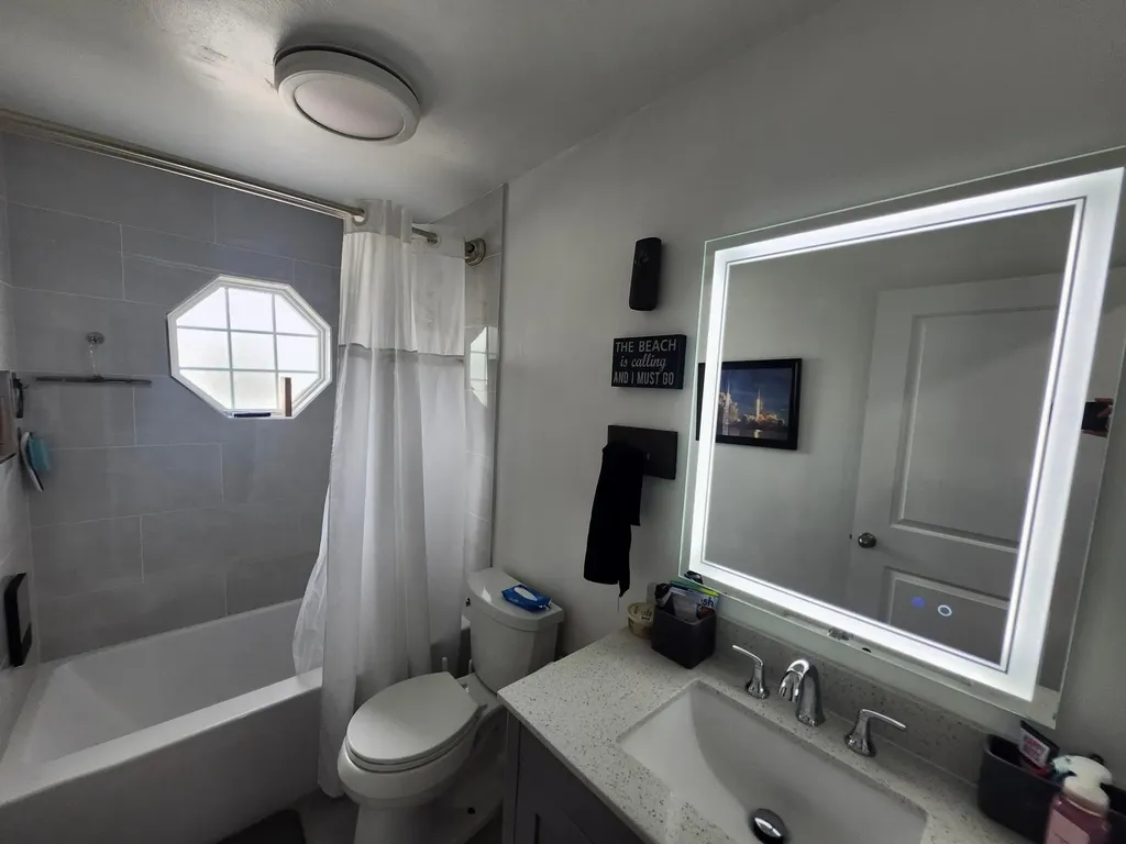 1582 NW 135th Avenue Pembroke Pines FL 33028