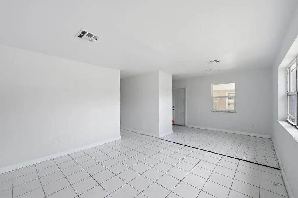 272 NE 42nd Court Deerfield Beach FL 33064