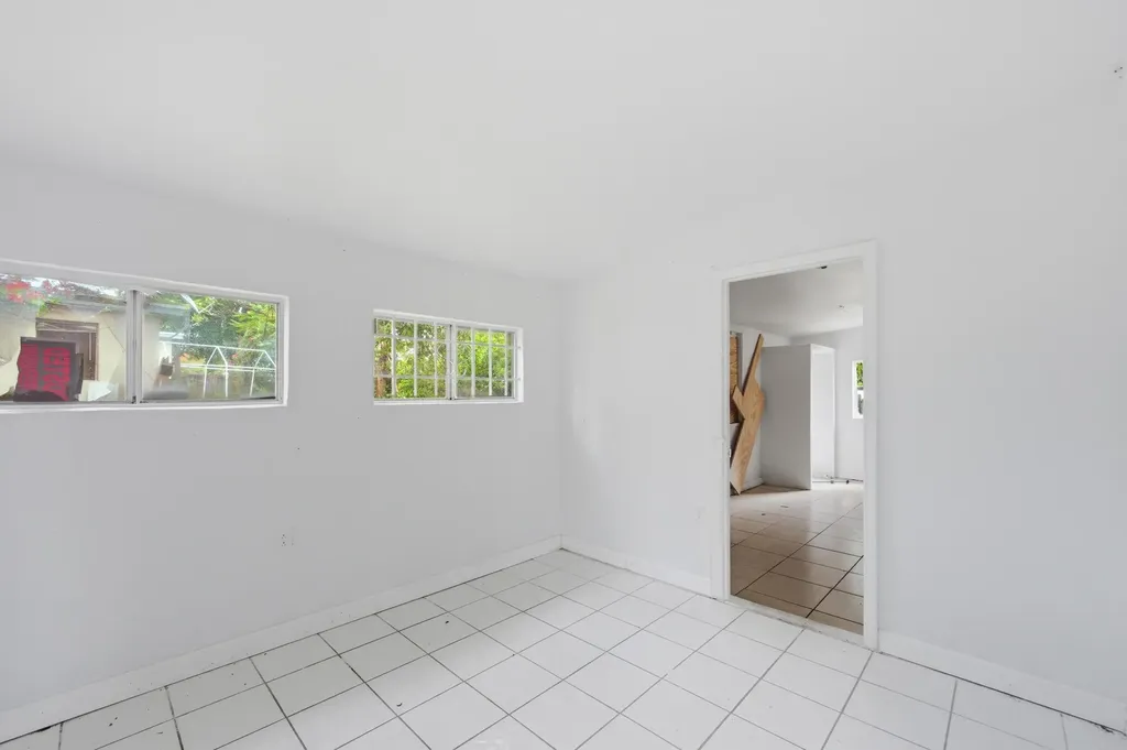 272 NE 42nd Court Deerfield Beach FL 33064
