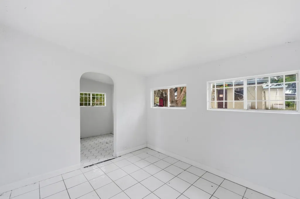 272 NE 42nd Court Deerfield Beach FL 33064