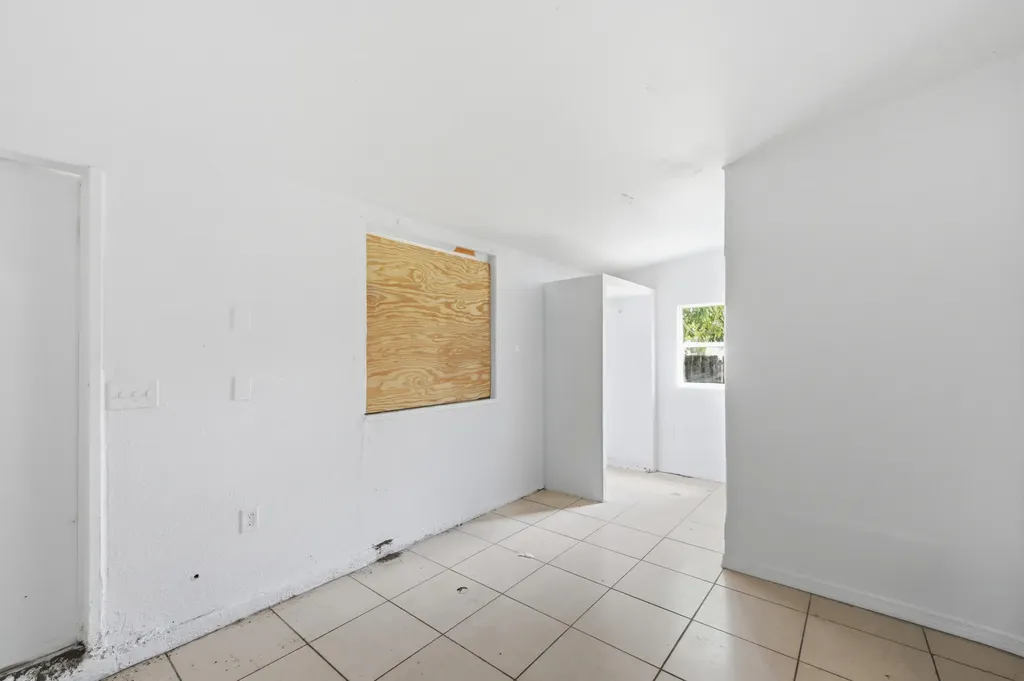 272 NE 42nd Court Deerfield Beach FL 33064