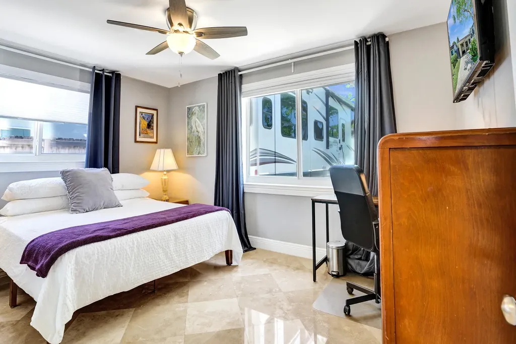 1041 SW 32nd Street Fort Lauderdale FL 33315