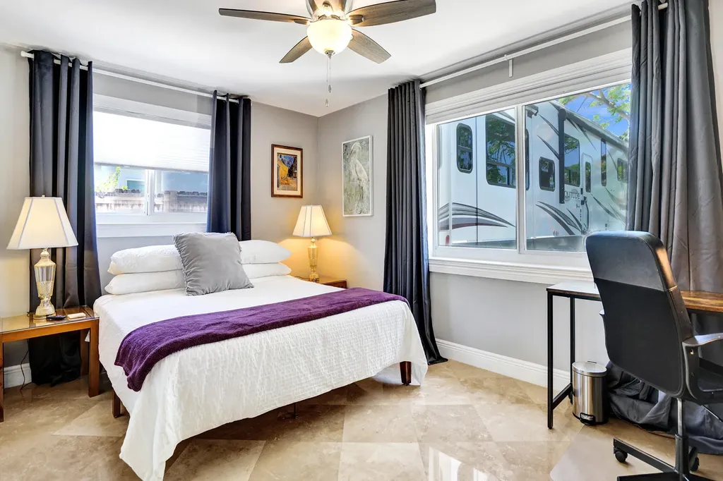 1041 SW 32nd Street Fort Lauderdale FL 33315
