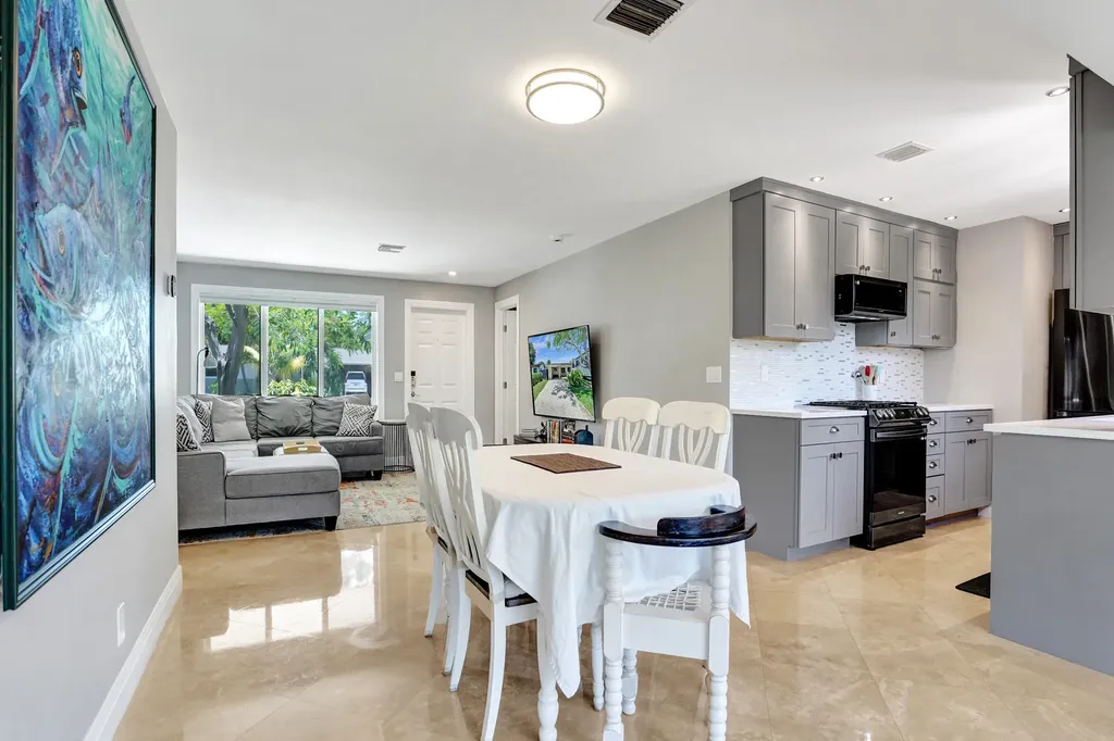 1041 SW 32nd Street Fort Lauderdale FL 33315