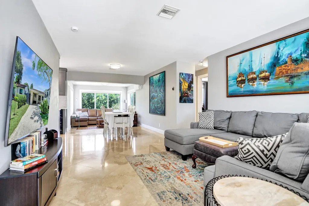 1041 SW 32nd Street Fort Lauderdale FL 33315