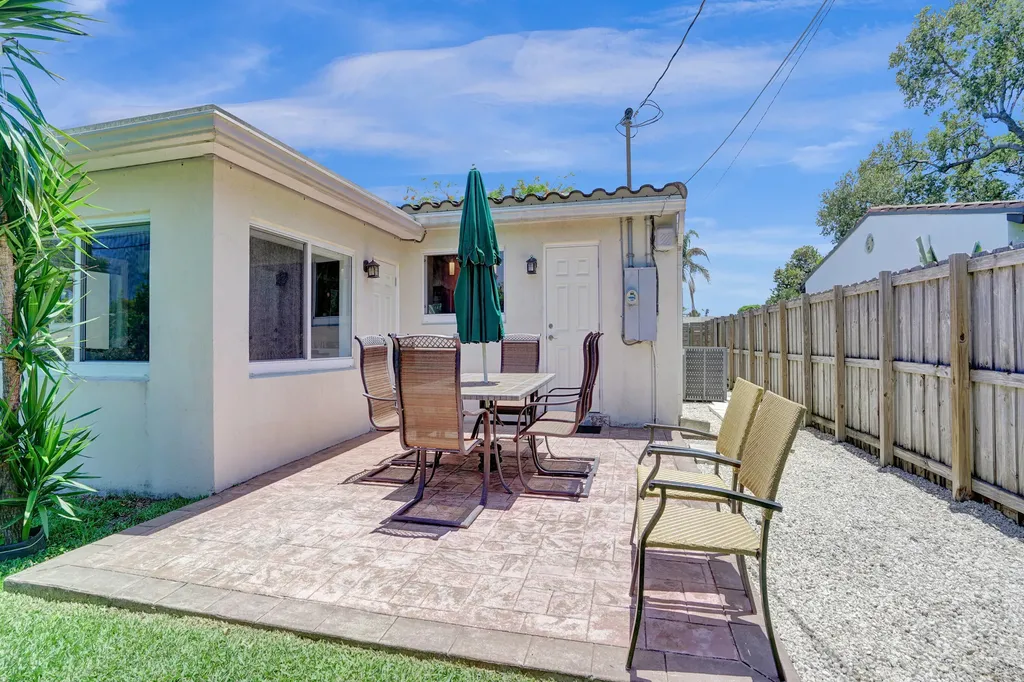 1041 SW 32nd Street Fort Lauderdale FL 33315