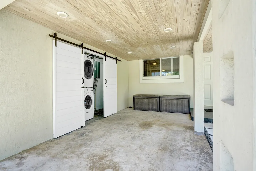 1041 SW 32nd Street Fort Lauderdale FL 33315