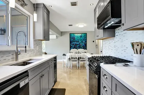 1041 SW 32nd Street Fort Lauderdale FL 33315