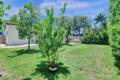 1041 SW 32nd Street Fort Lauderdale FL 33315