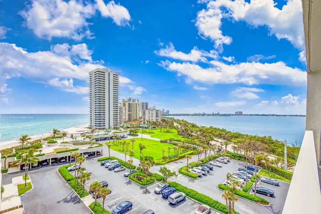 5550 N Ocean Drive Singer Island FL 33404