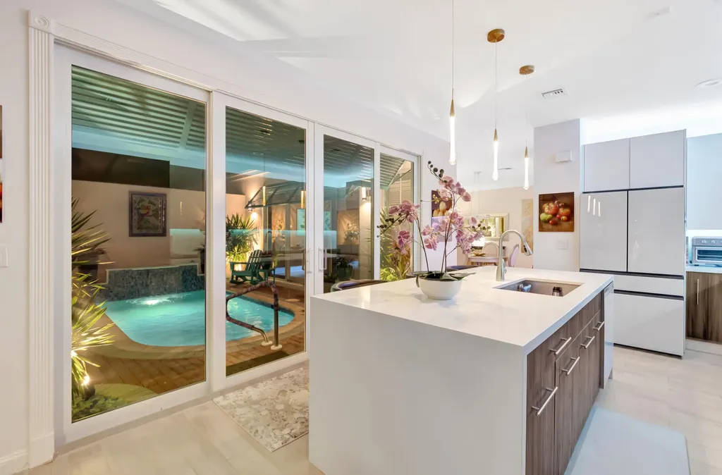 5656 NW 40th Avenue Boca Raton FL 33496