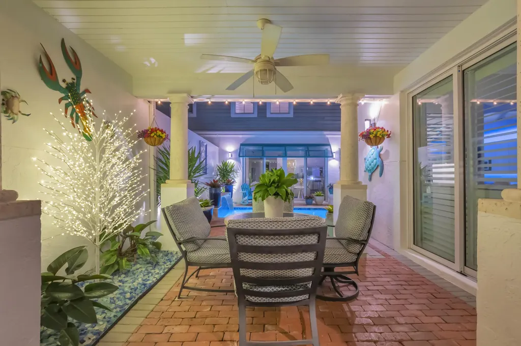 5656 NW 40th Avenue Boca Raton FL 33496