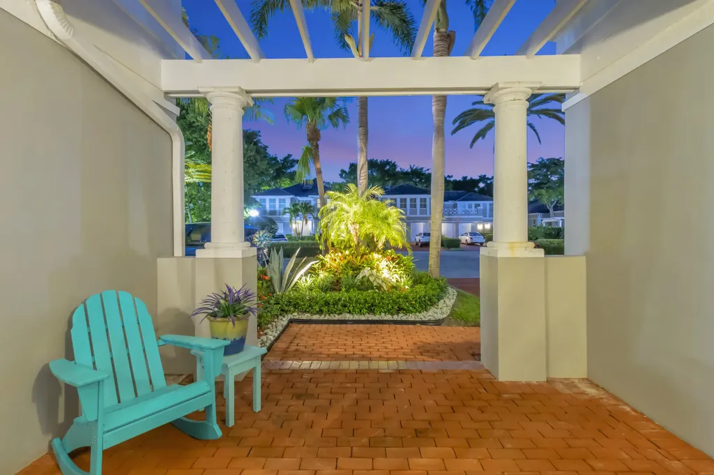 5656 NW 40th Avenue Boca Raton FL 33496