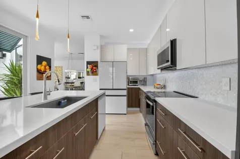 5656 NW 40th Avenue Boca Raton FL 33496