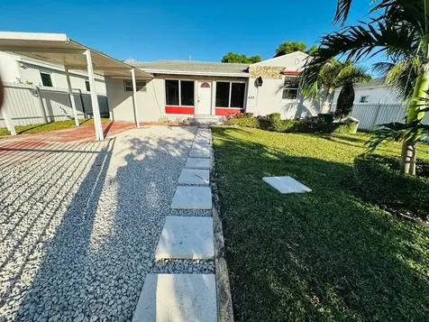 4315 NW 11th Court Miami FL 33127