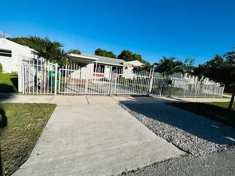 4315 NW 11th Court Miami FL 33127