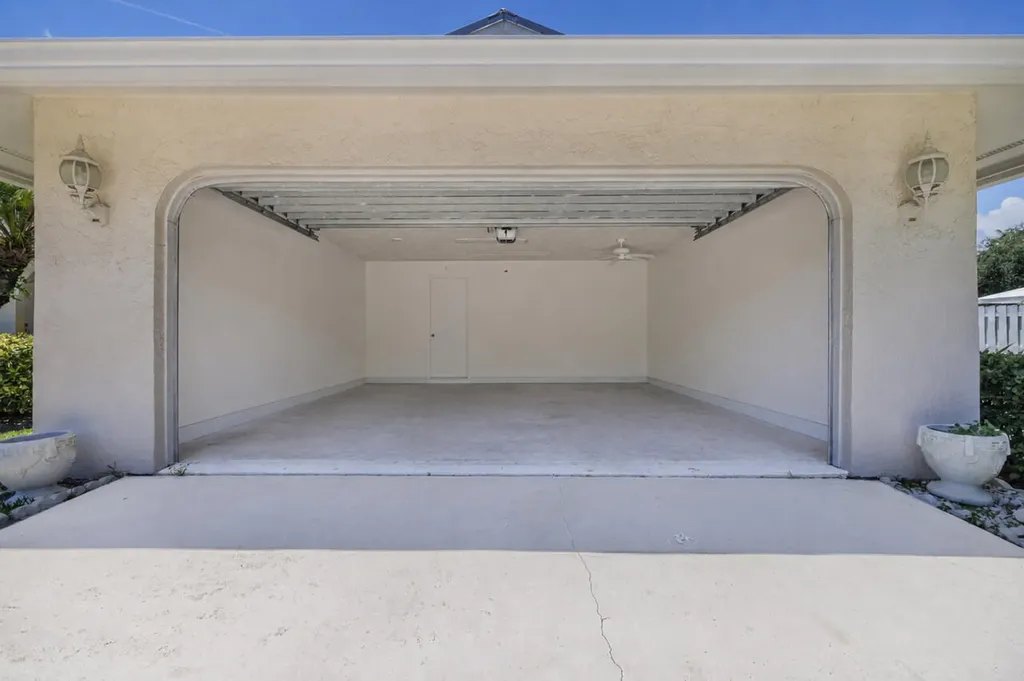 9268 SE Gettysburg Court Hobe Sound FL 33455