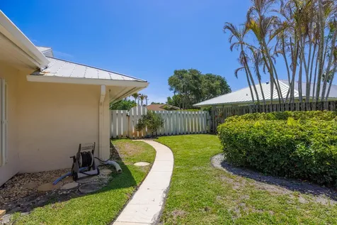 9268 SE Gettysburg Court Hobe Sound FL 33455