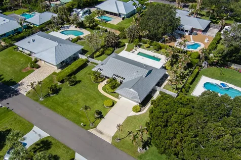 9268 SE Gettysburg Court Hobe Sound FL 33455