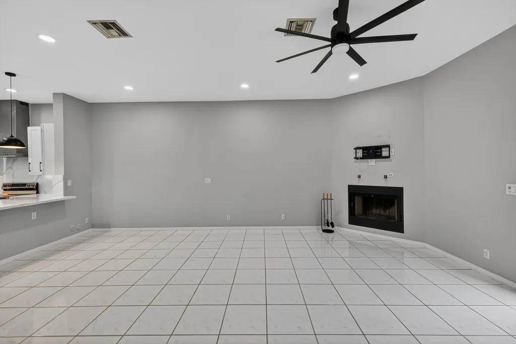 835 NE 17th Way Fort Lauderdale FL 33304