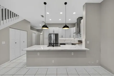835 NE 17th Way Fort Lauderdale FL 33304