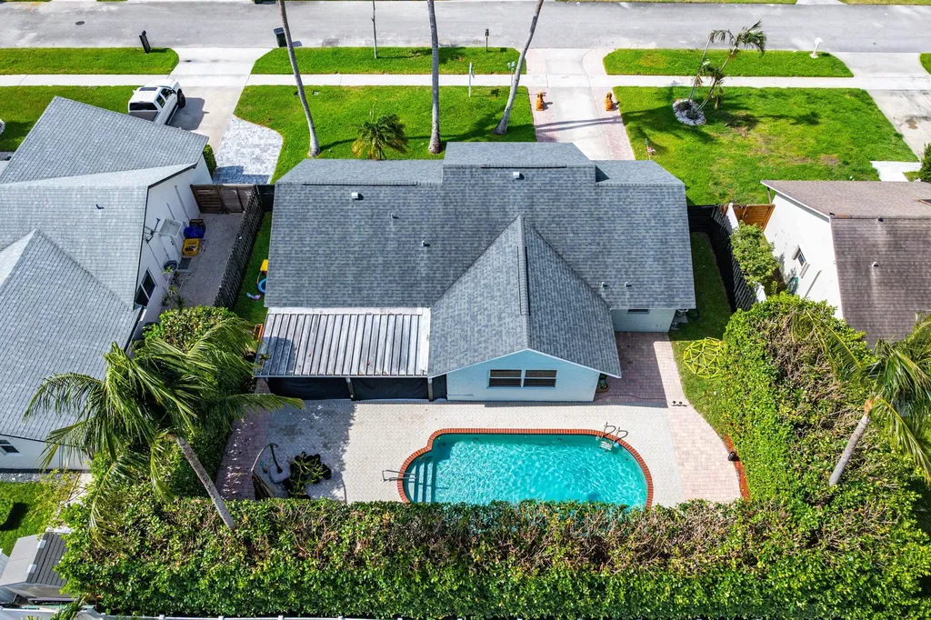 1515 Gallinule Drive Delray Beach FL 33444