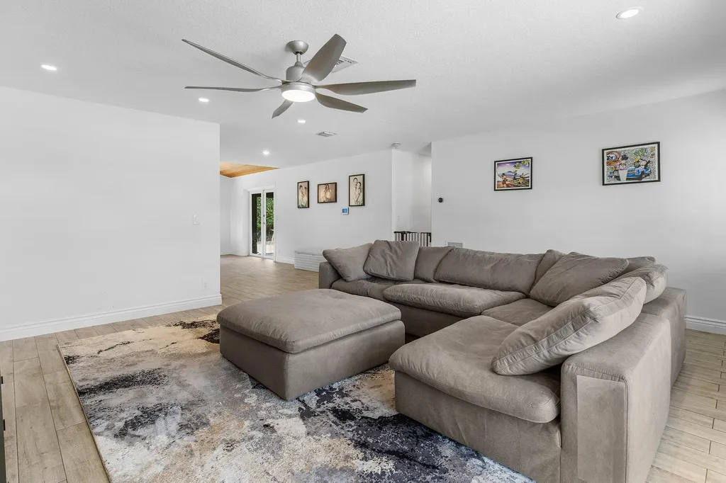 1515 Gallinule Drive Delray Beach FL 33444