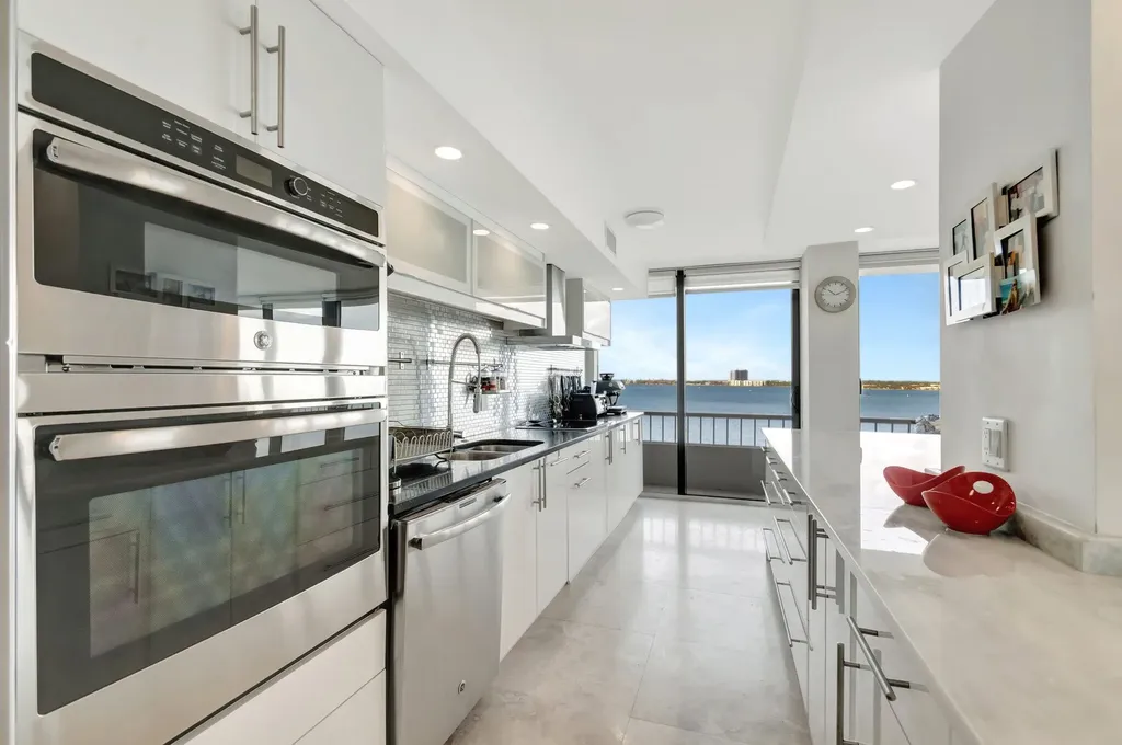 5550 N Ocean Drive Singer Island FL 33404