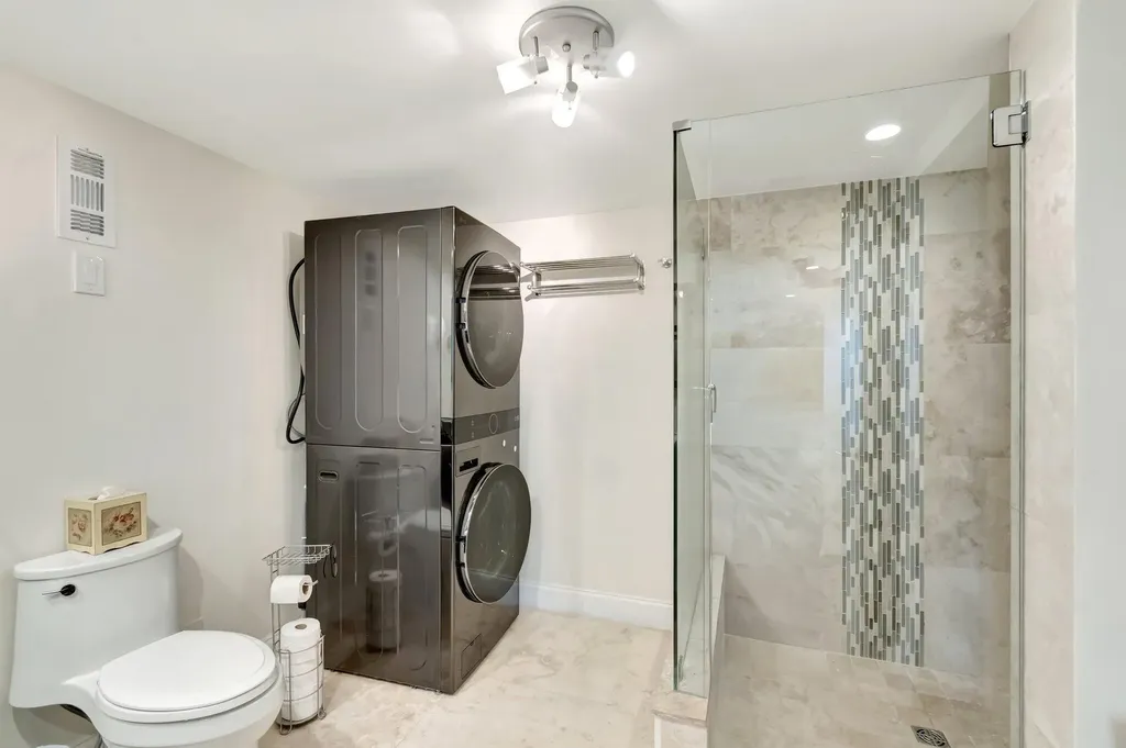 5550 N Ocean Drive Singer Island FL 33404