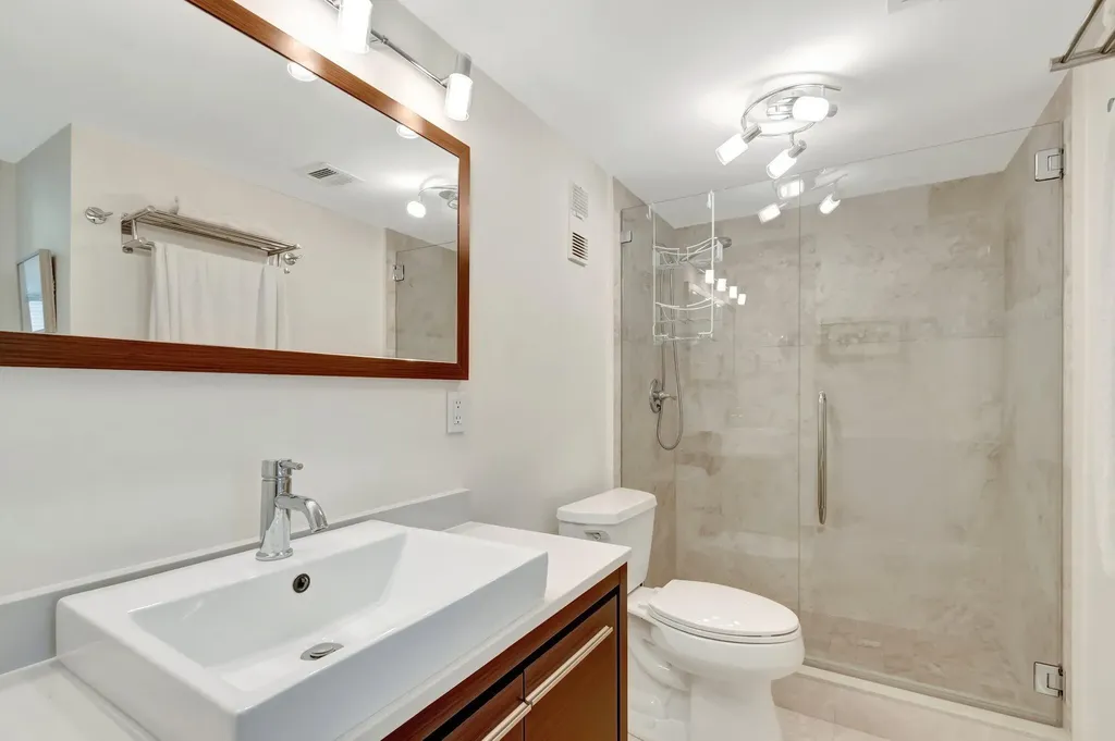 5550 N Ocean Drive Singer Island FL 33404